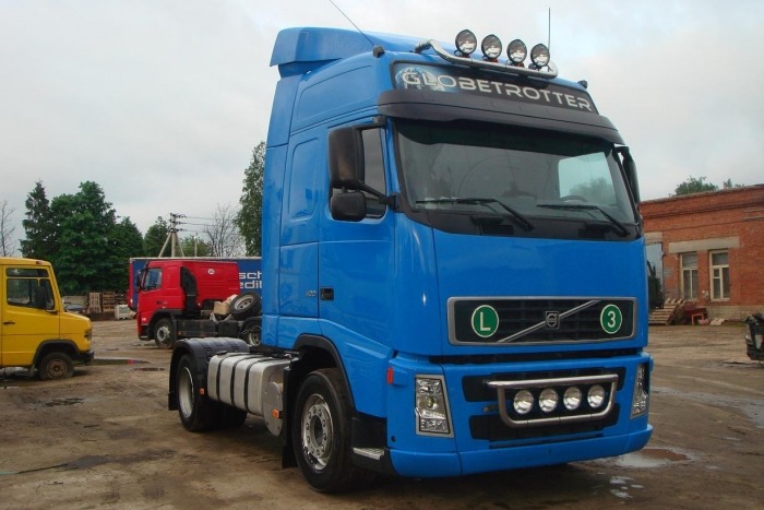 Грузовой тягач-седельный Volvo FH