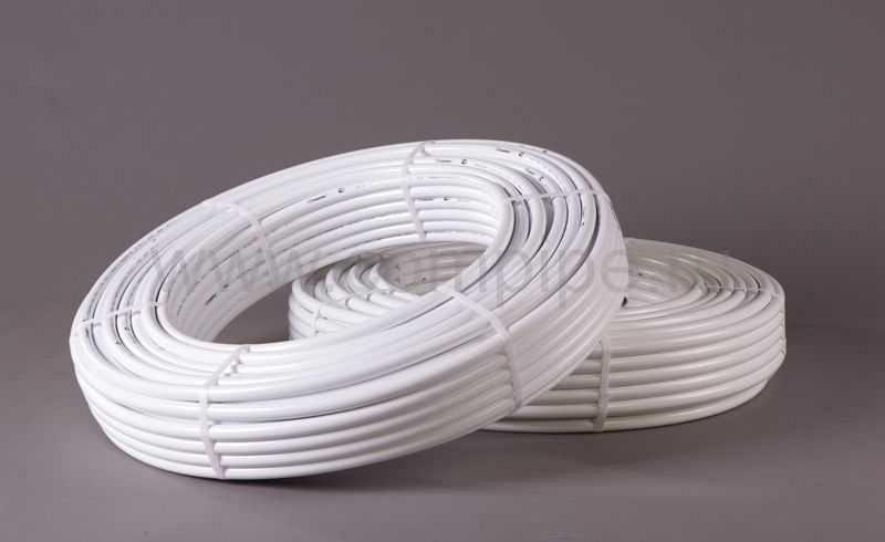 Металлопластиковая труба PEX-AL-PEX d 32 Compipe Металлопластиковая труба PEX-AL-PEX d 32 Compipe