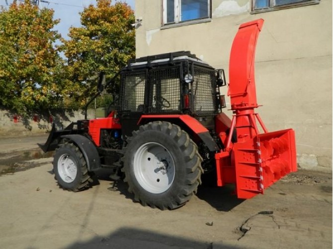 Коммунально-уборочная машина ШРК-2.0-0.2 Коммунально-уборочная машина ШРК-2.0-0.2