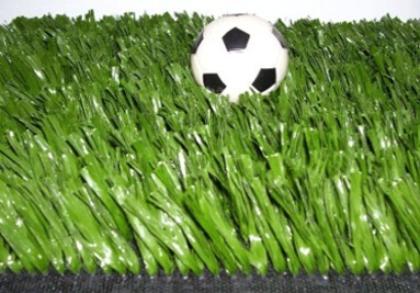 Искусственная трава для игрового футбольного поля высотой ворса 55-50 мм