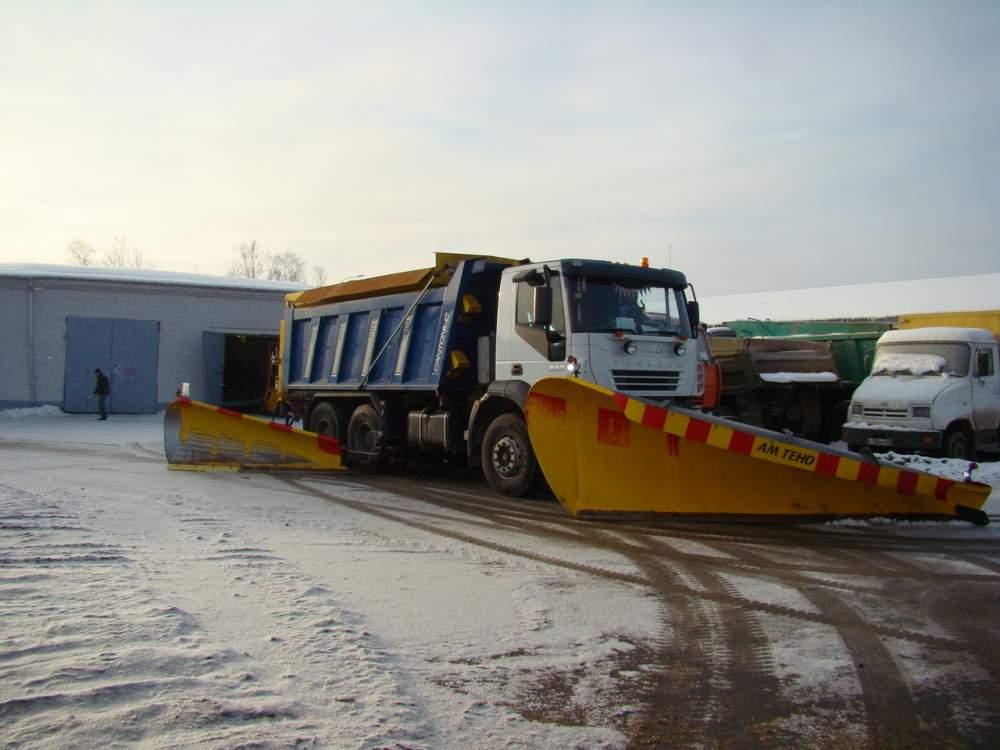 Передний отвал для грузовых автомобилей AM D 3100 K