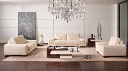Роскошную мебель Vottari Vicenza:  трехместный диван и два кресла из белой кожи категории А