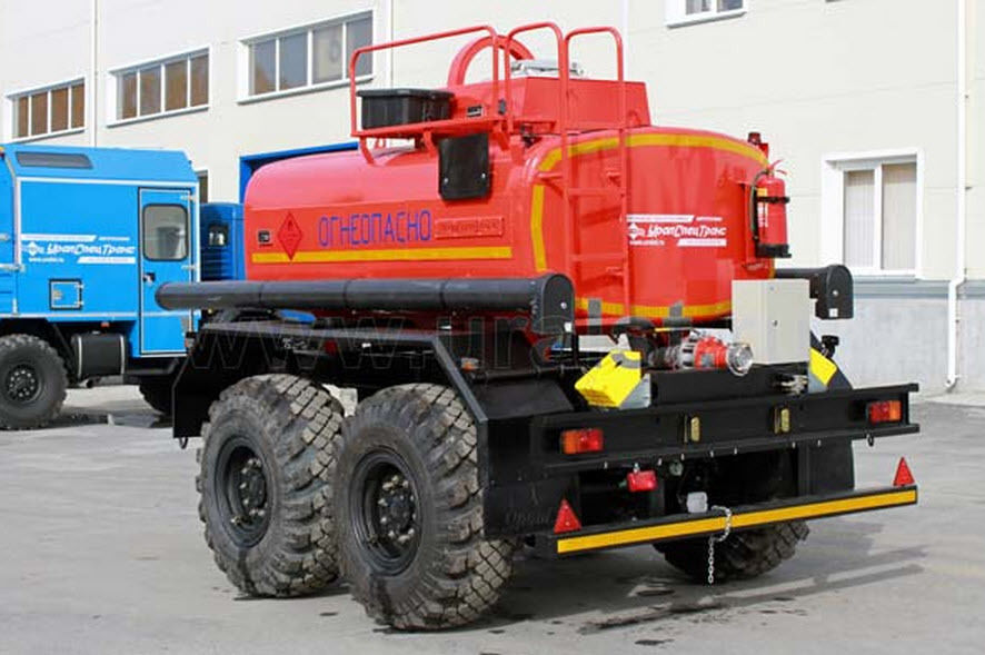 Прицеп–цистерна ПЦ-4 УСТ–94651 Прицеп–цистерна ПЦ-4 УСТ–94651