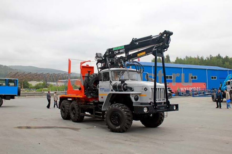 Лесовоз Урал 55571-70 с ГМ СФ-85С УСТ-54538 Лесовоз Урал 55571-70 с ГМ СФ-85С УСТ-54538