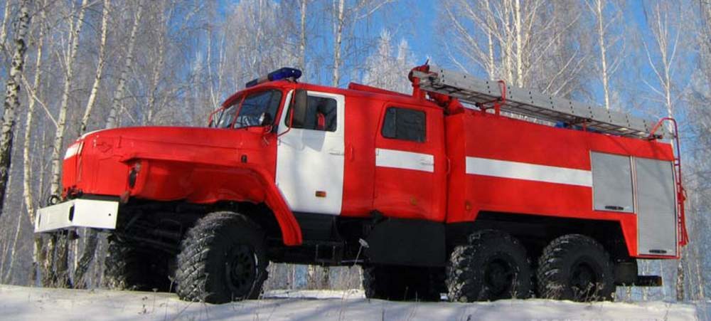 Автоцистерна пожарная АЦП-6-60 на шасси Урал 5557 Автоцистерна пожарная АЦП-6-60 на шасси Урал 5557