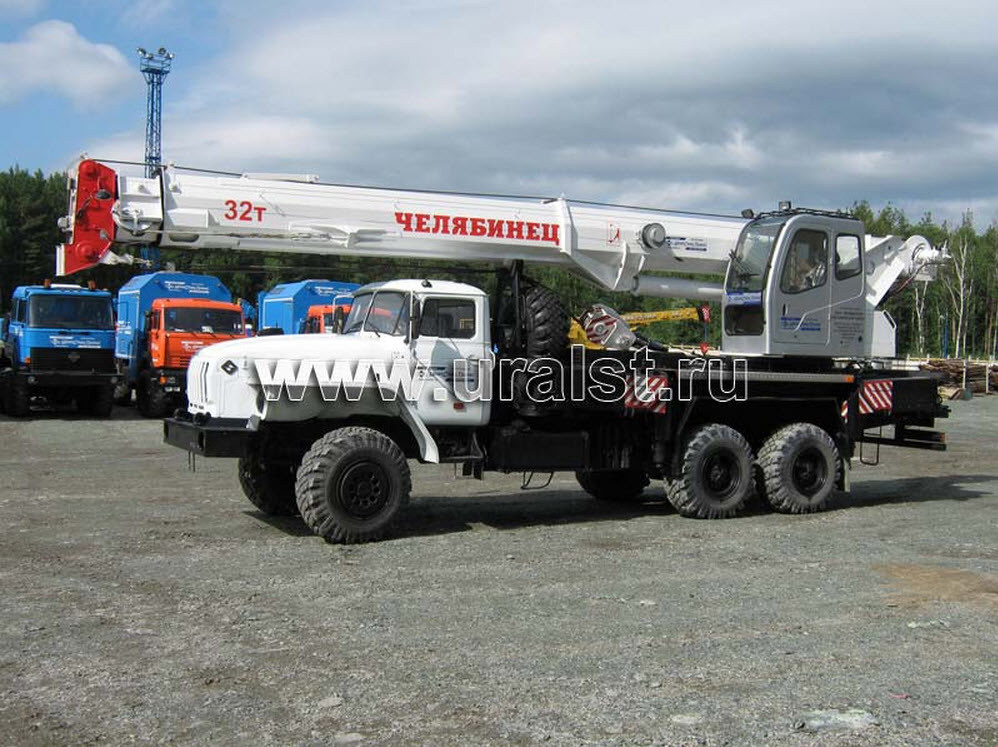 Кран автомобильный Челябинец КС-55733 на шасси Урал-4320 Кран автомобильный Челябинец КС-55733 на шасси Урал-4320