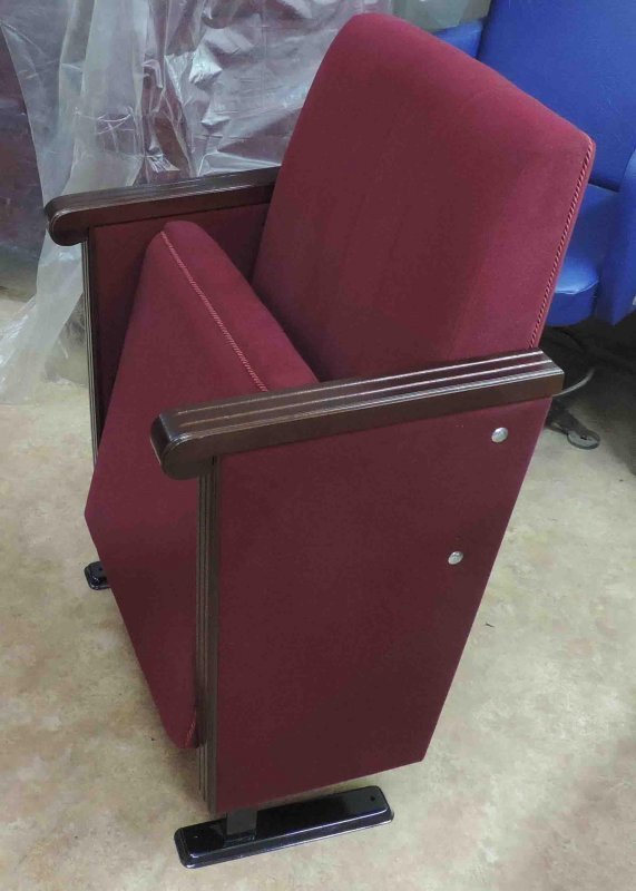 Кресло для зрительных залов К-55