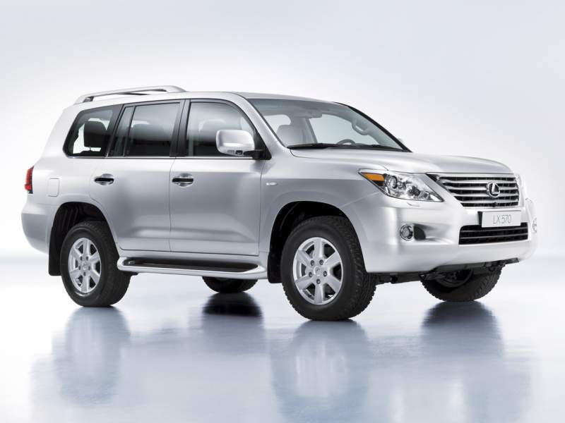 Автомобиль Lexus LX 570