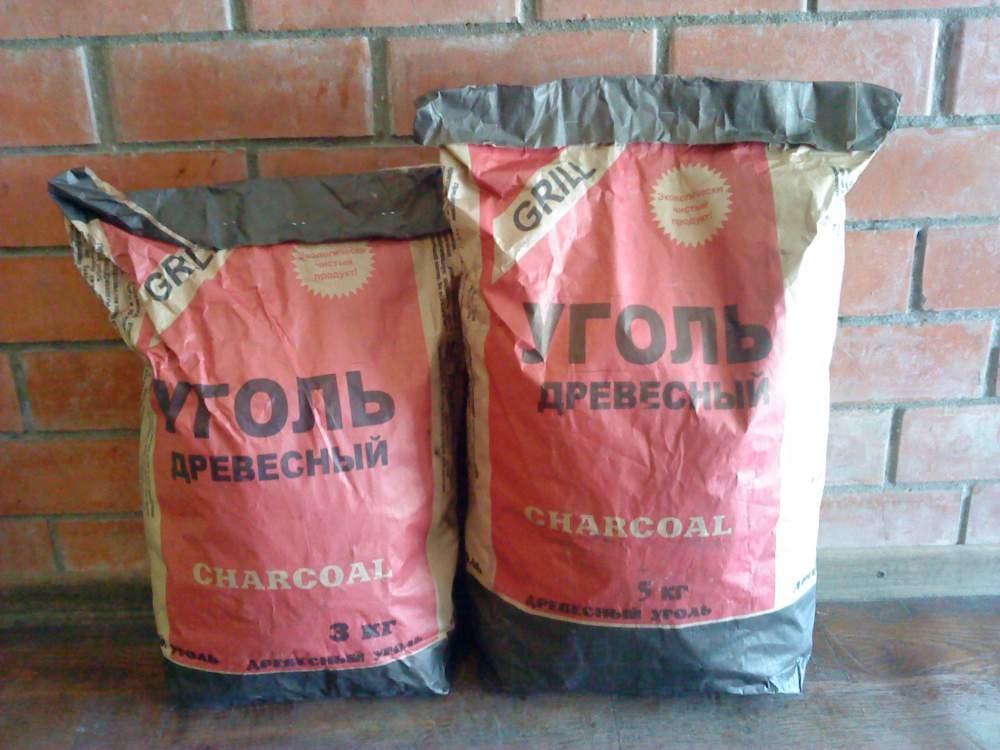 Уголь древесный дубовый Уголь древесный дубовый