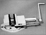 Тиски станочные поворотные с ручным приводом. 7200-0225-03       250 мм