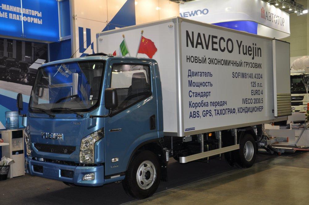 NAVECO C300 с фургоном типа 