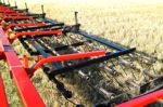 Бороны средние пружинные Bourgault модели 6000