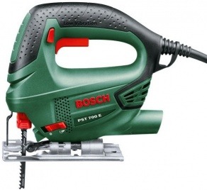 Лобзик BOSCH PST 700 E