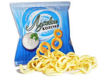 Луковые колечки зелень со сметаной