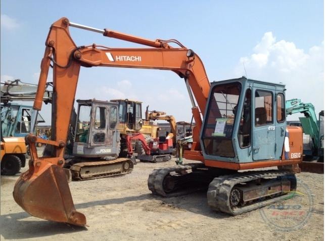 HITACHI EX60G