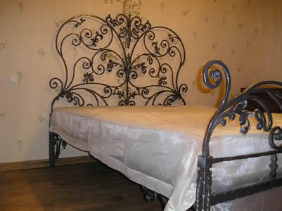 Кованная мебель для спальни, кровати