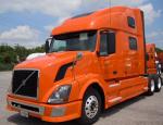 Американский седельный тягач Volvo VNL64T780