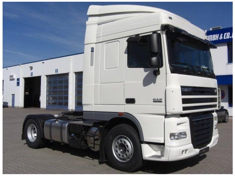 Седельный тягач DAF XF105.460 2 бака Седельный тягач DAF XF105.460 2 бака