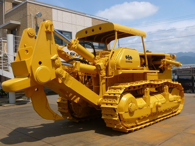 Бульдозер Komatsu D355A