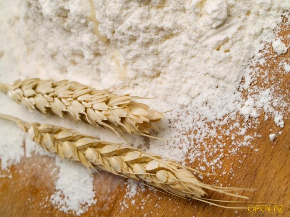 Мука пшеничная высший сорт сорт п/п мешок 25 кг свыше 60 тонн