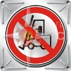 Знаки запрещающие Запрещается движение средств напольного транспорта Р 07