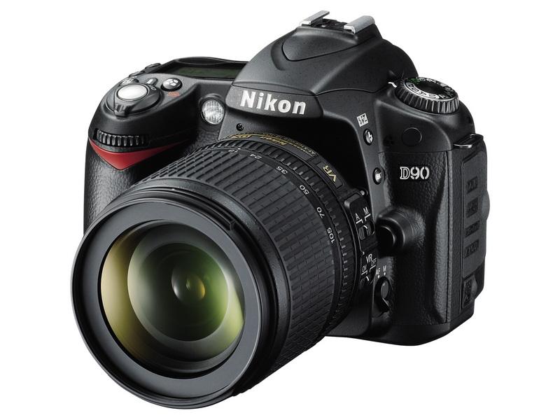 Фотоаппарат цифровой Nikon D90 Kit 18-105mm VR Фотоаппарат цифровой Nikon D90 Kit 18-105mm VR