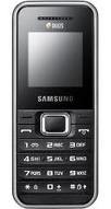 Samsung E1182 silver - это новый доступный телефон с одновременной поддержкой 2 SIM-карт. Телефон отличается компактными размерами и классическим дизайном корпуса. Телефон удобно и плотно лежит в руке, облегчая набор текста одной рукой.