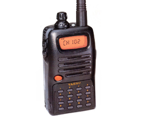Радиостанция портативная Vertex Standard Yaesu VX-10 V/U Радиостанция портативная Vertex Standard Yaesu VX-10 V/U