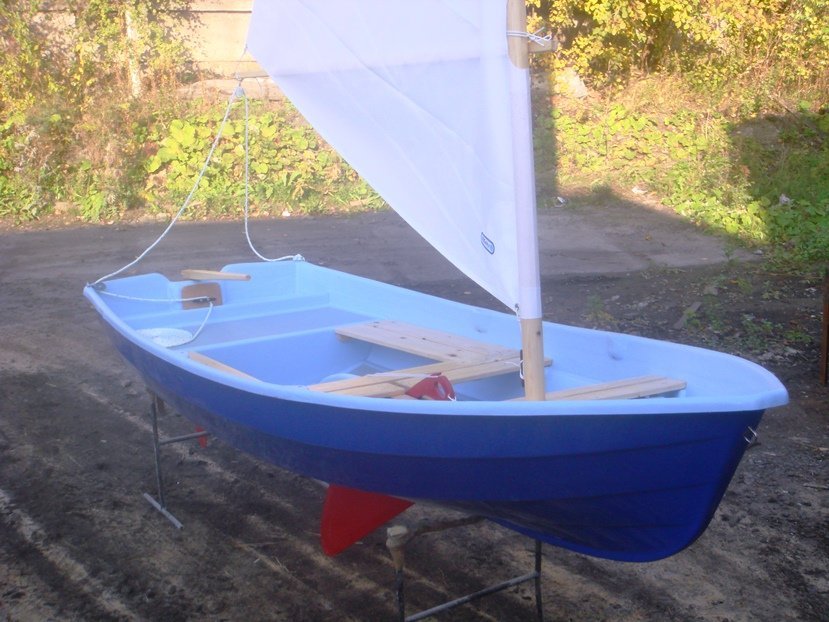Лодка Афалина-370