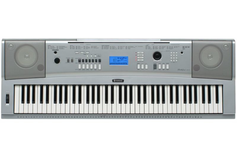 Синтезатор YAMAHA DGX-230