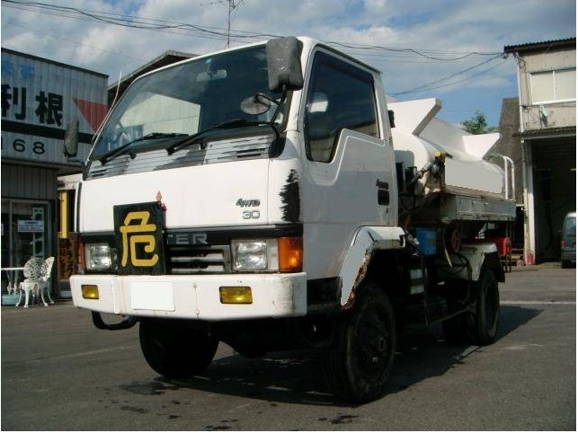 Бензовоз MITSUBISHI CANTER, 1993 г