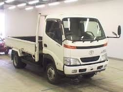 Автомобиль бортовой Toyota Dyna