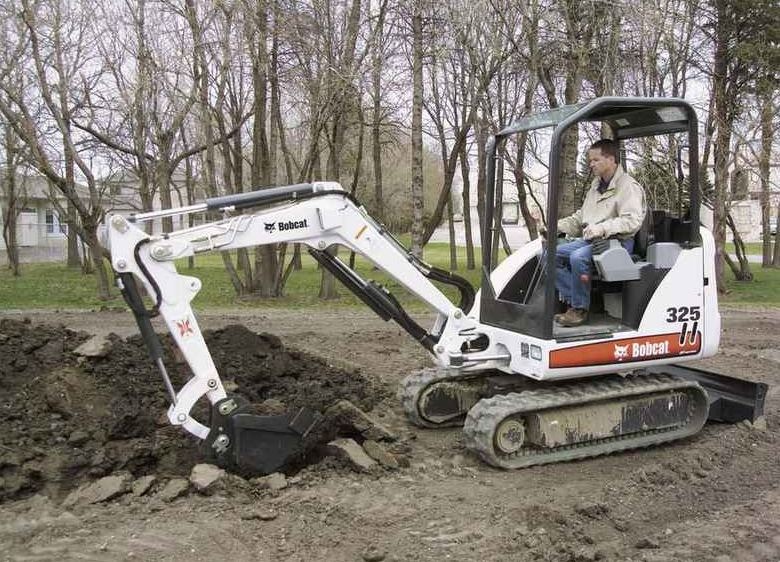 Мини-экскаваторы BOBCAT 325 Мини-экскаваторы BOBCAT 325