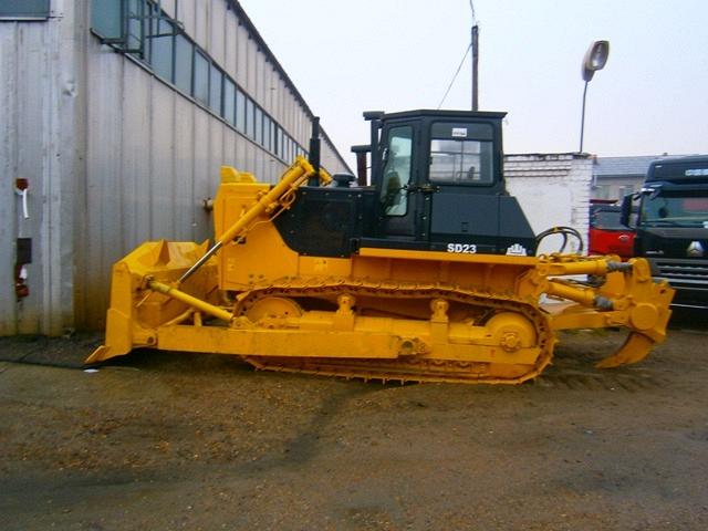 Бульдозер SHANTUI SD23 с рыхлителем Бульдозер SHANTUI SD23 с рыхлителем