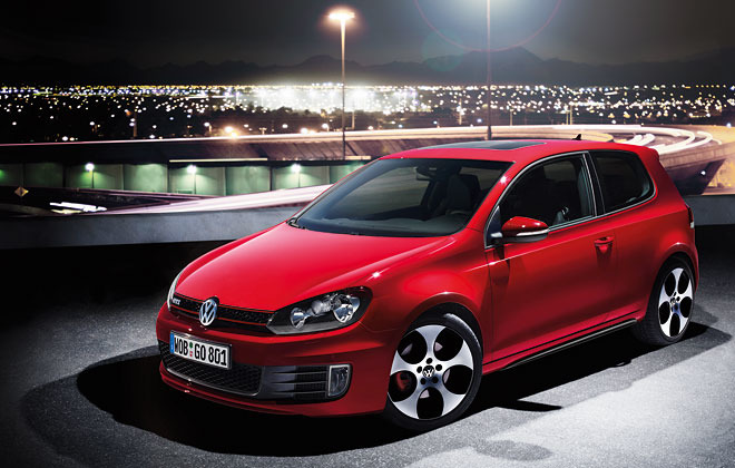 Автомобиль Volkswagen Golf GTI Автомобиль Volkswagen Golf GTI