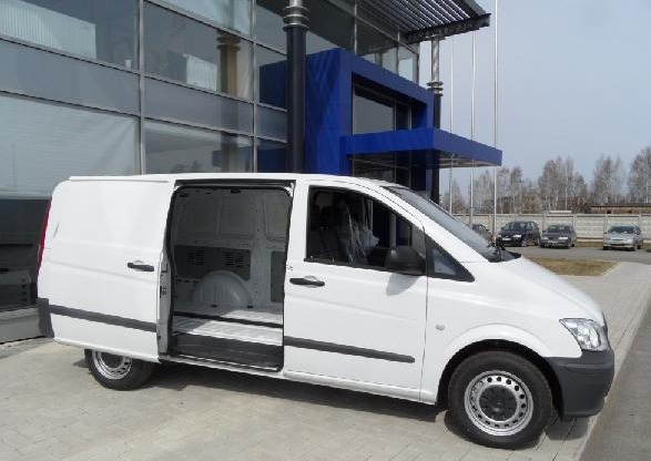 Микроавтобус Mercedes-Benz Vito 110 CDI KA/ L (белый арктический)