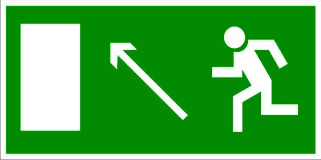 Эвакуационный знак, код E 06  Направление к эвакуационному выходу налево вверх