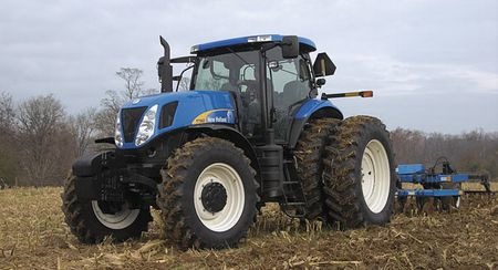 Тракторы сельскохозяйственные New Holland серии T7000 Тракторы сельскохозяйственные New Holland серии T7000