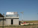 Ветросолнечная электростанция на основе ветрогенератора 2квт и 1000вт. солнечных панелей