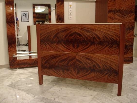 Эксклюзивная деревянная мебель из махагона
