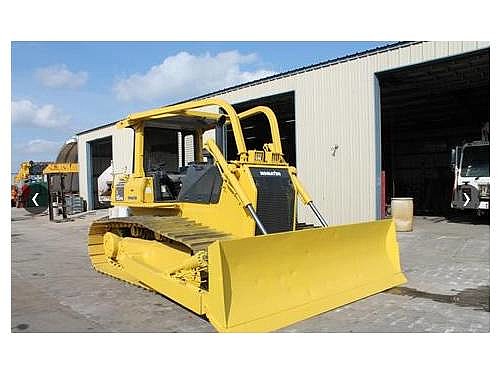 Продам бульдозер KOMATSU D65PX-15, 2005