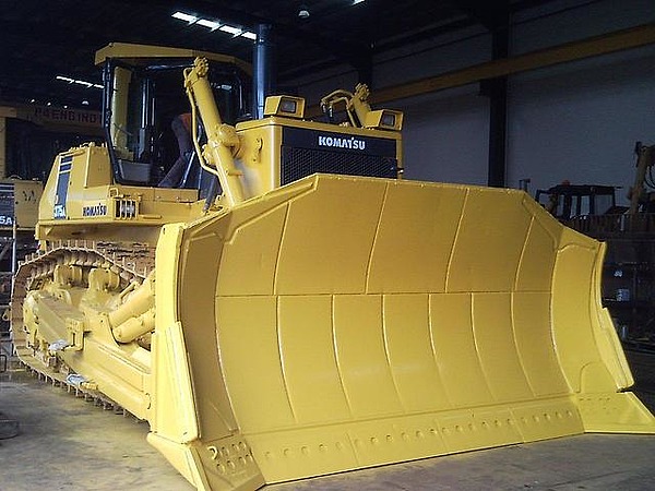 Продаем бульдозер Komatsu D375A-3, 2002